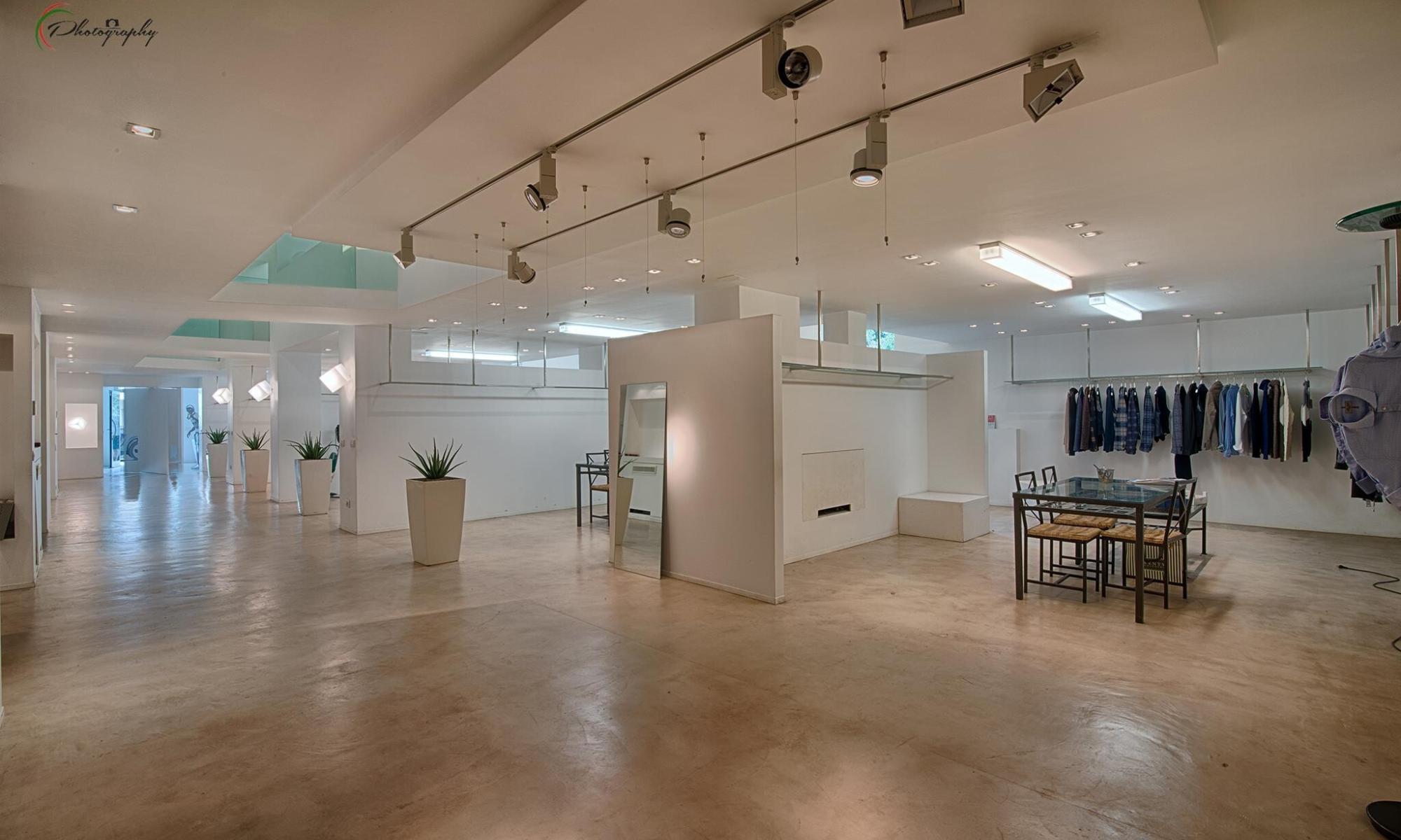 Negozio 750mq Genova San Martino Negozio 750mq Genova San Martino