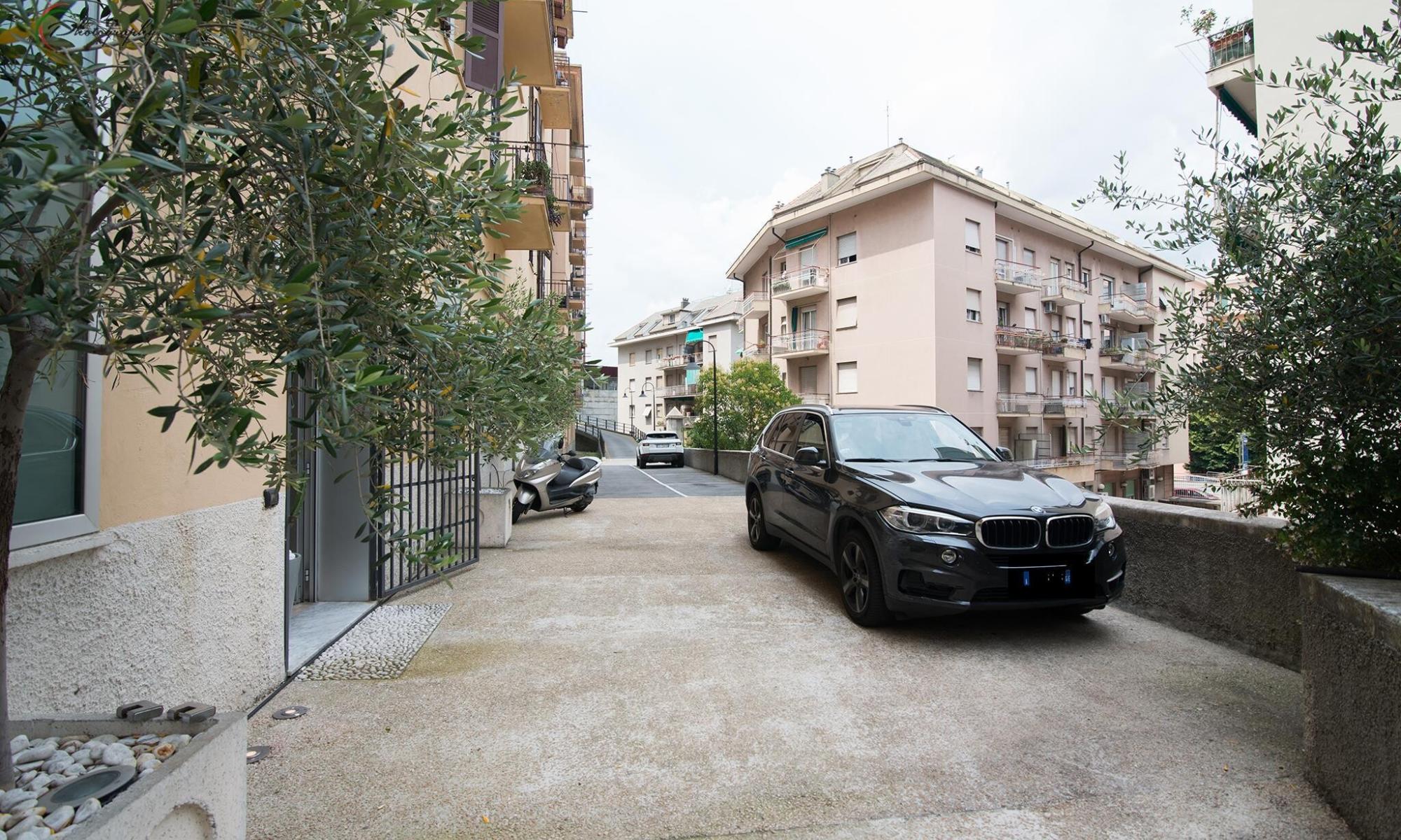 Negozio 750mq Genova San Martino Negozio 750mq Genova San Martino