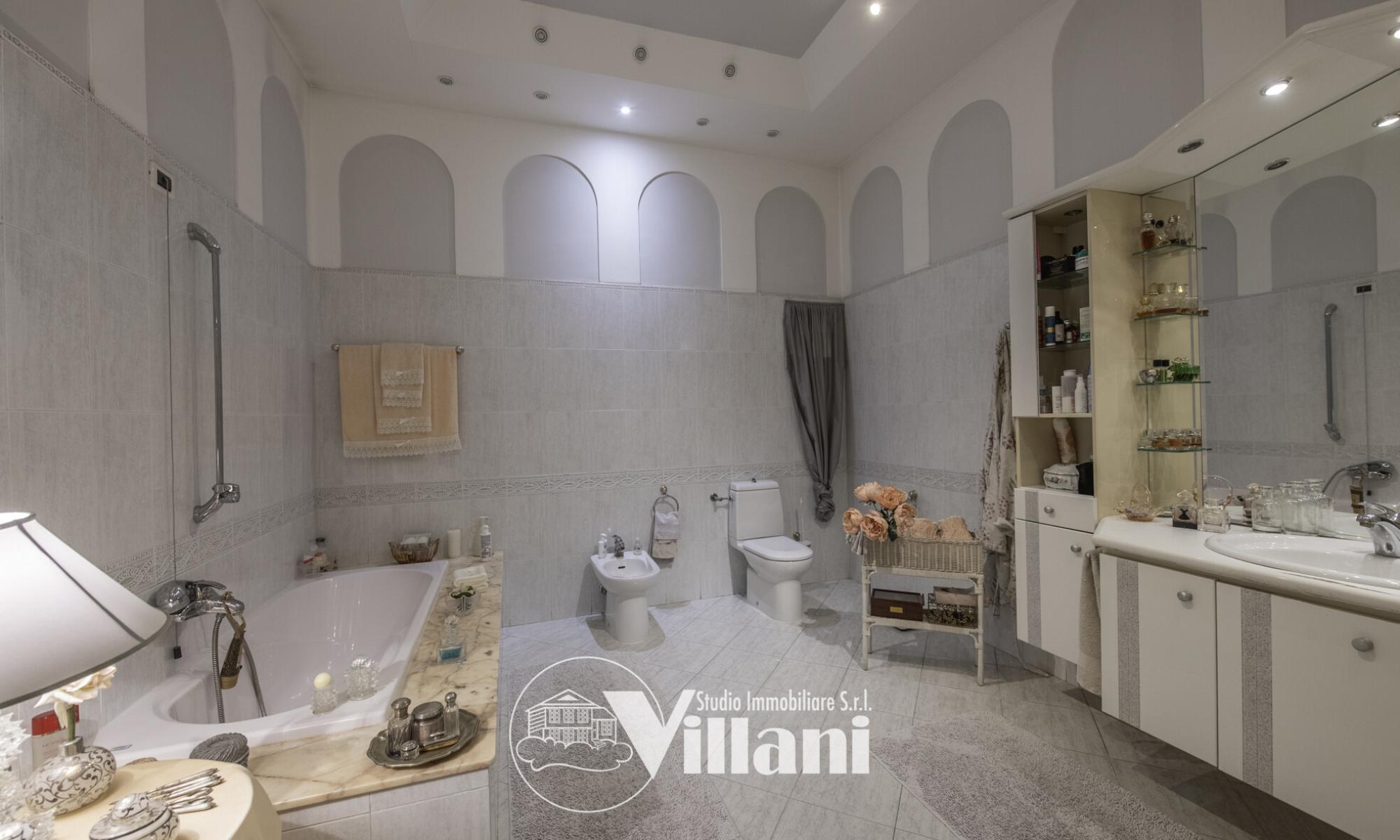 Appartamento 250mq Genova Castelletto Appartamento 250mq Genova Castelletto