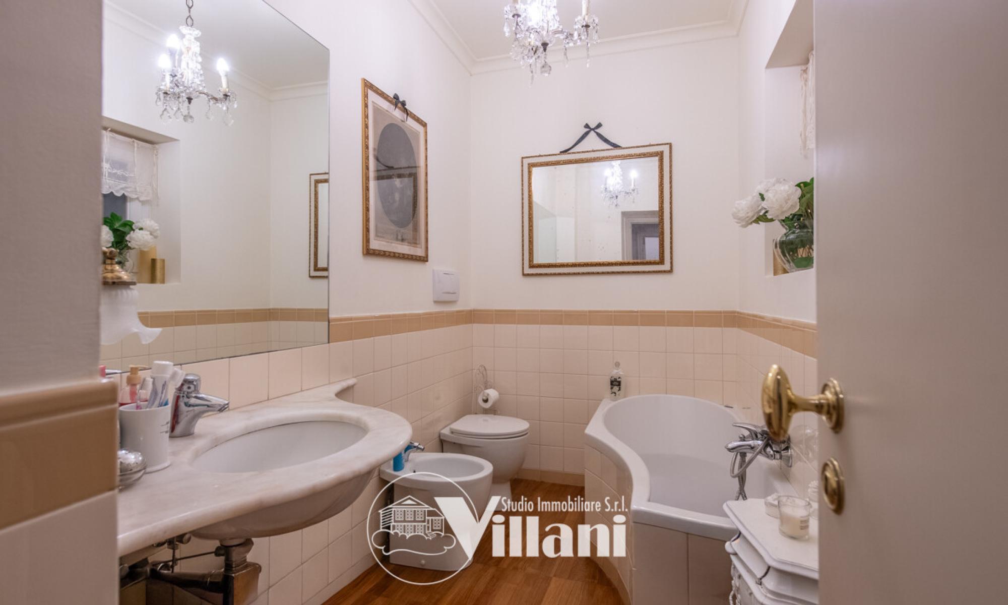 Appartamento 151mq Genova Carignano Appartamento 151mq Genova Carignano