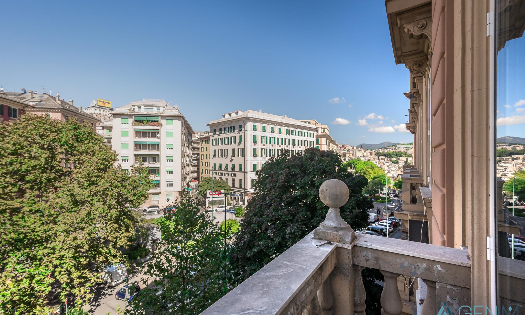 Appartamento 94mq Genova Carignano