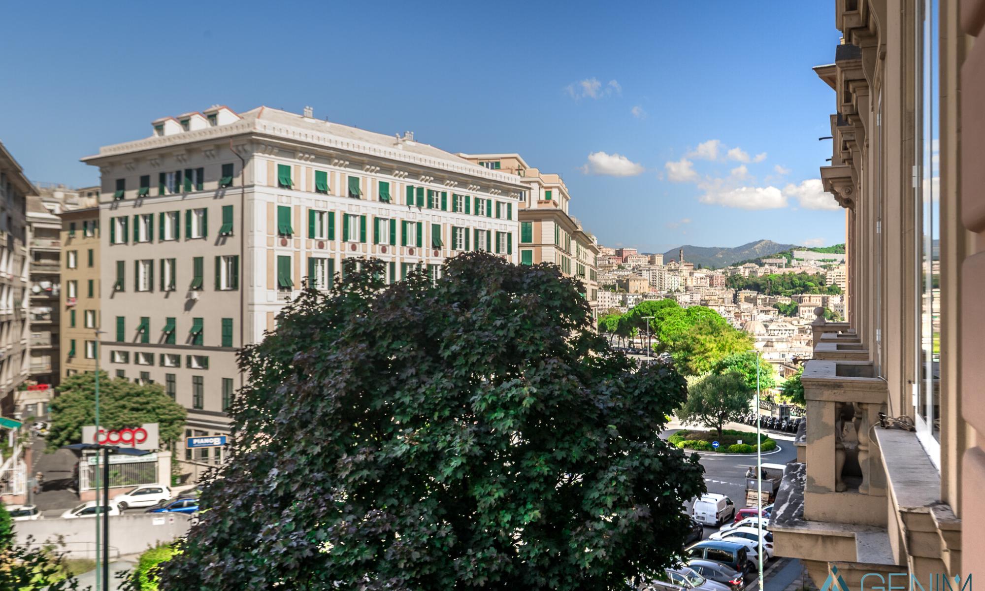 Appartamento 94mq Genova Carignano