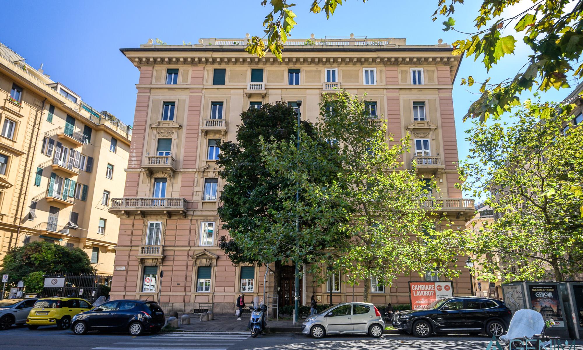 Appartamento 94mq Genova Carignano