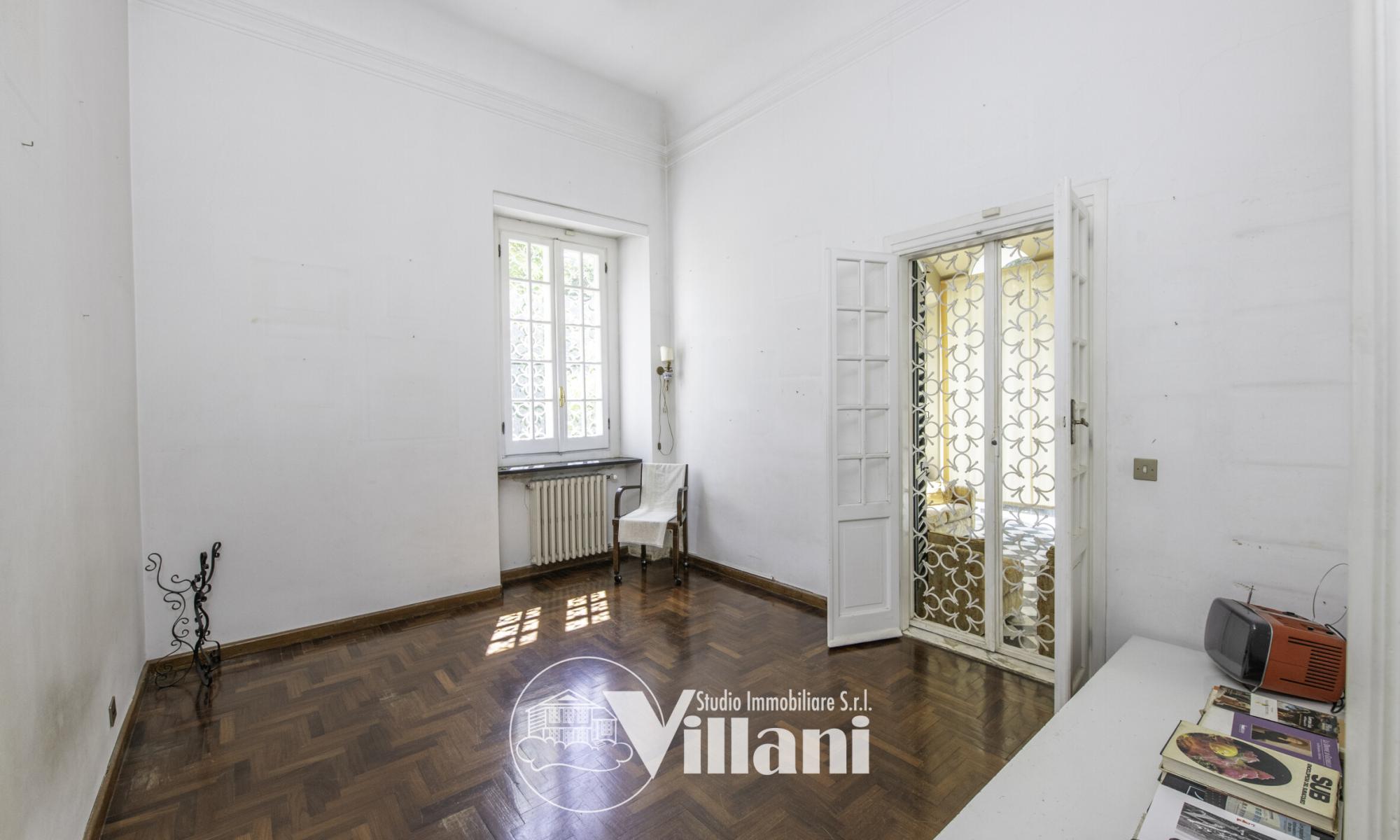 Appartamento 292mq Genova Quarto