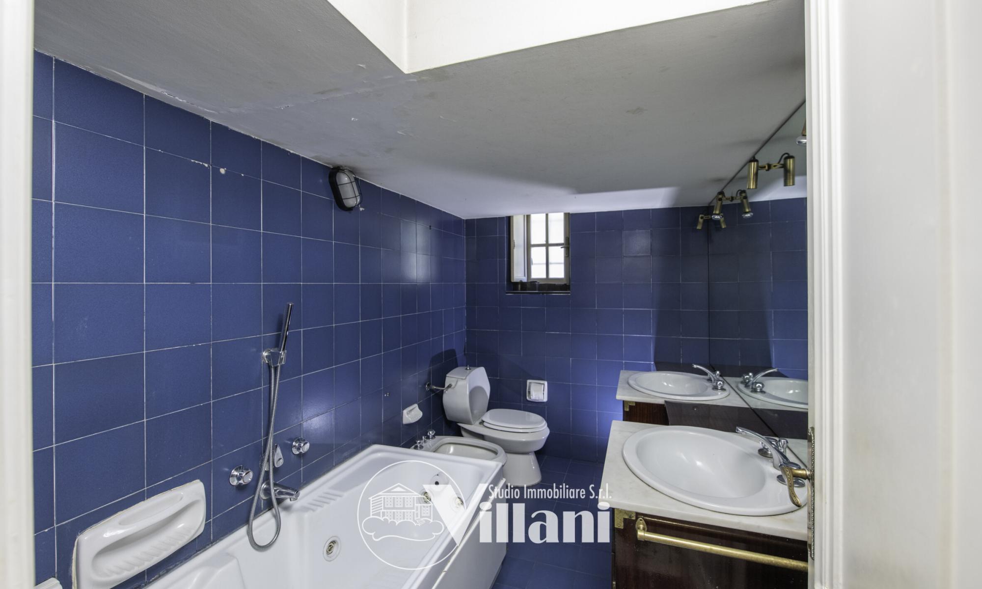 Appartamento 292mq Genova Quarto